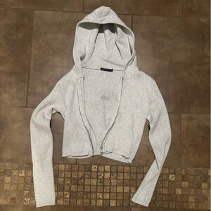 BRANDY MELVILLE CROPPED ZIP UP